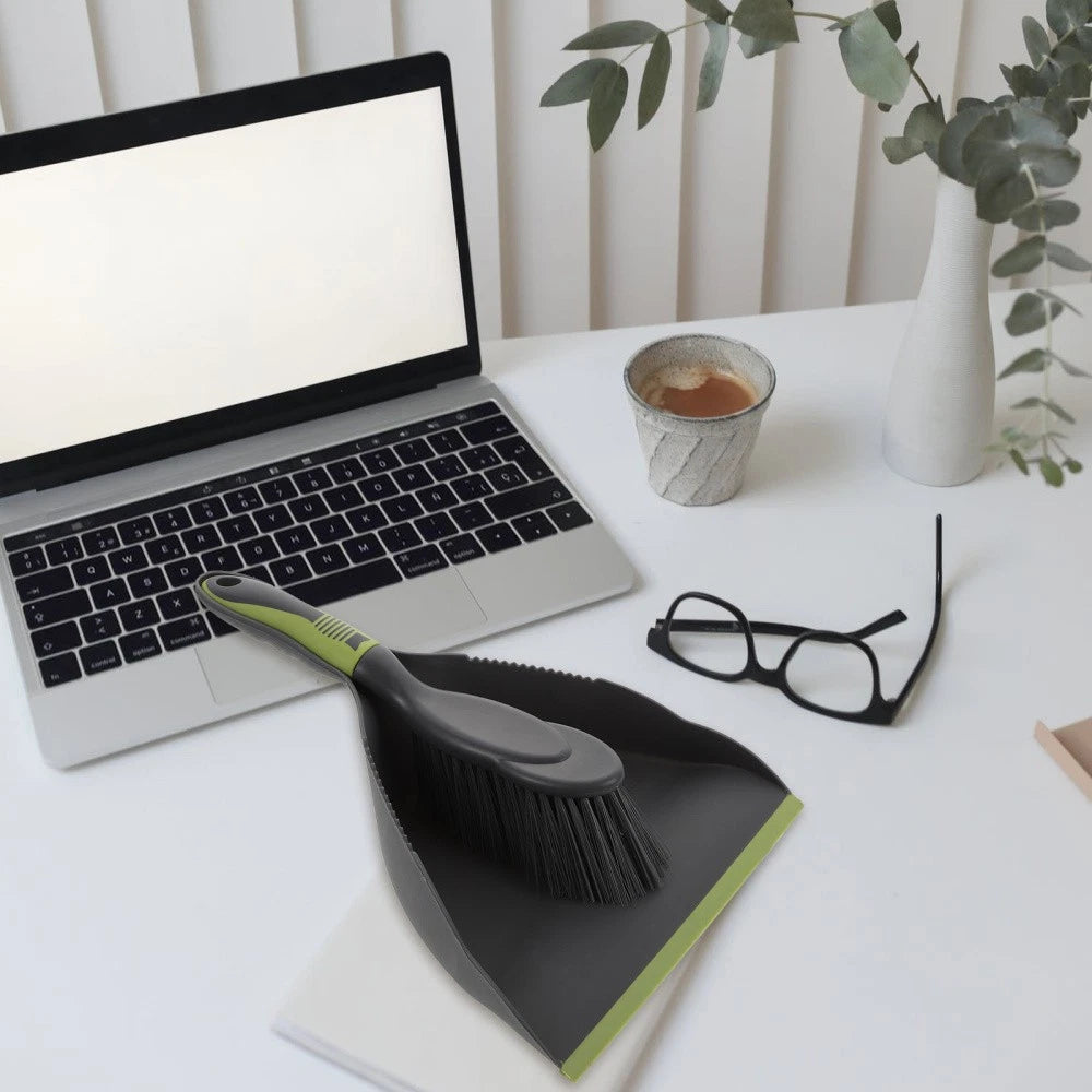 1 Set of Household Mini Broom and Dustpan Desktop Practical Cleaning Tool