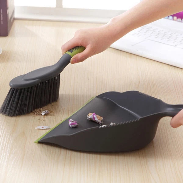 1 Set of Household Mini Broom and Dustpan Desktop Practical Cleaning Tool