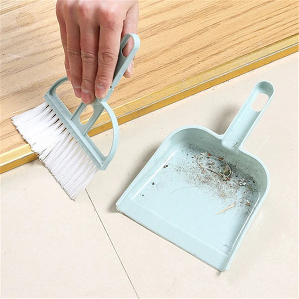 Mini Broom And Dustpan Set PP Desktop Cleaning Brush With Small Dust Pan For US