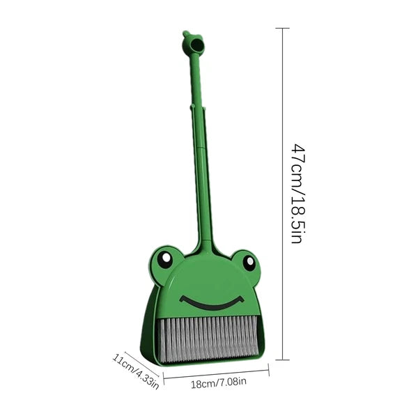 Children's Small Broom Dustpan Set Small Green Frog Cleaning Set Toddler natural