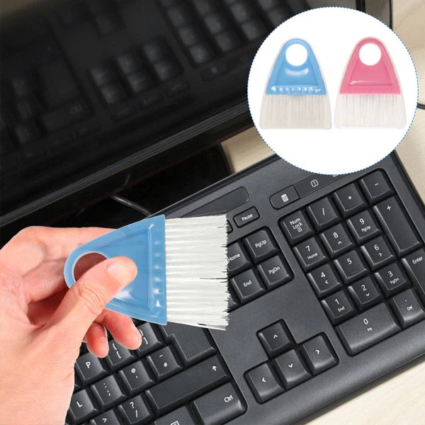 2 Sets Cleaning and Sweeping Desktop Mini Broom Dad Bridegroom Dustpan